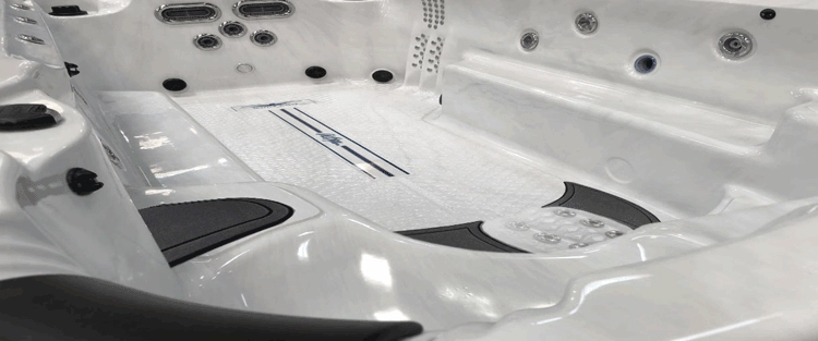 Cal Grip™ for hot tubs in Bradenton